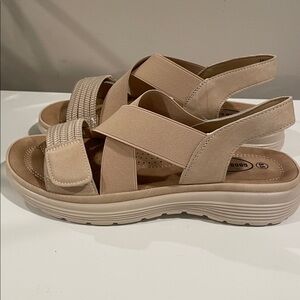 Good Choice Ariel Women's Tan Sandals